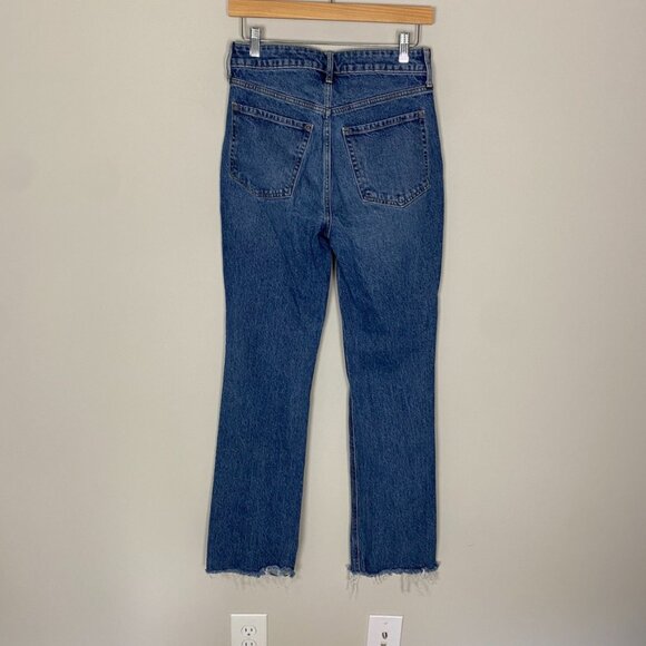 Old Navy Kicker Boot Cut Extra High Rise Womens 4 Medium Wash Raw Hem Button Fly - Picture 2 of 7